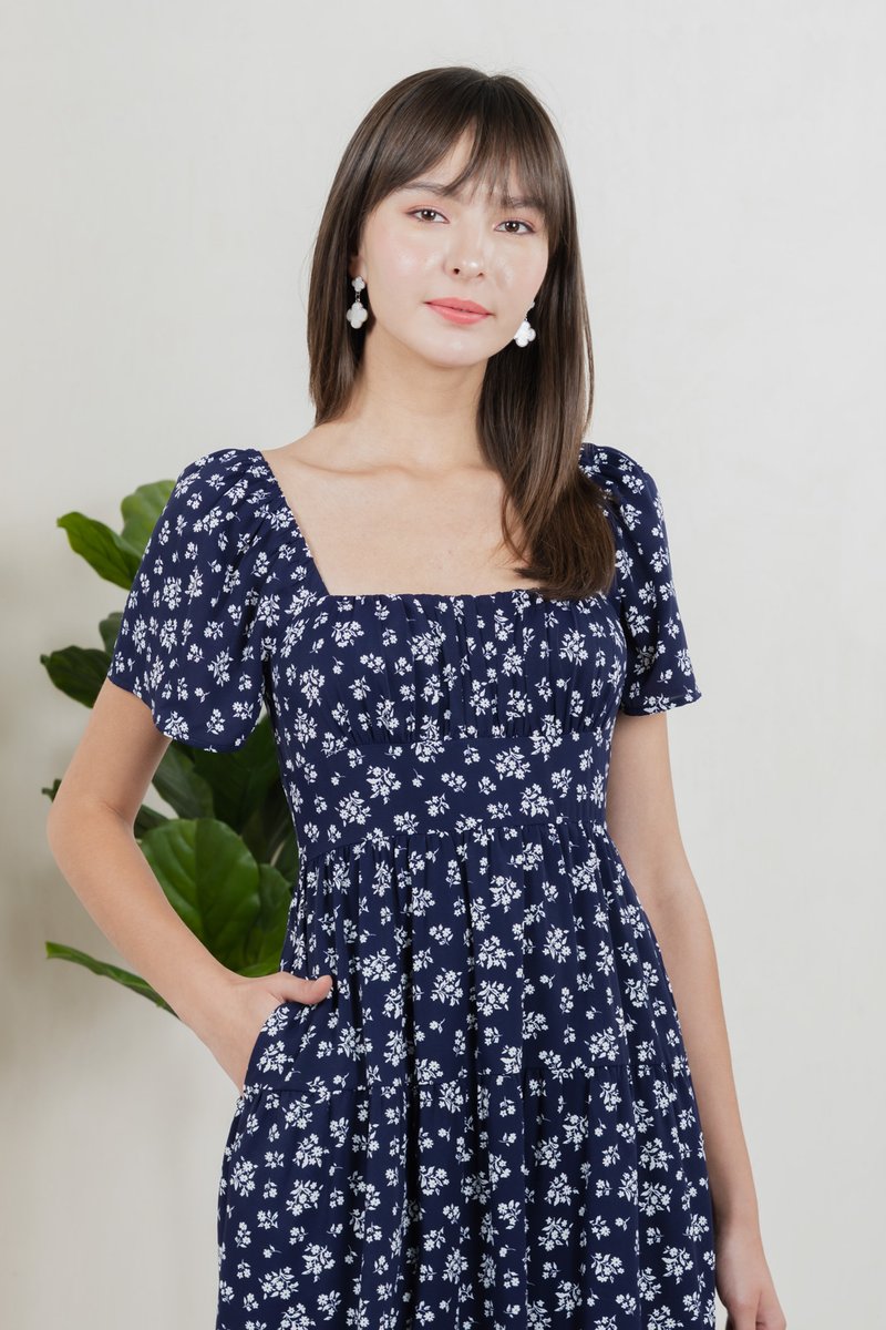Marigold Floral Ruched Midi Dress In Navy