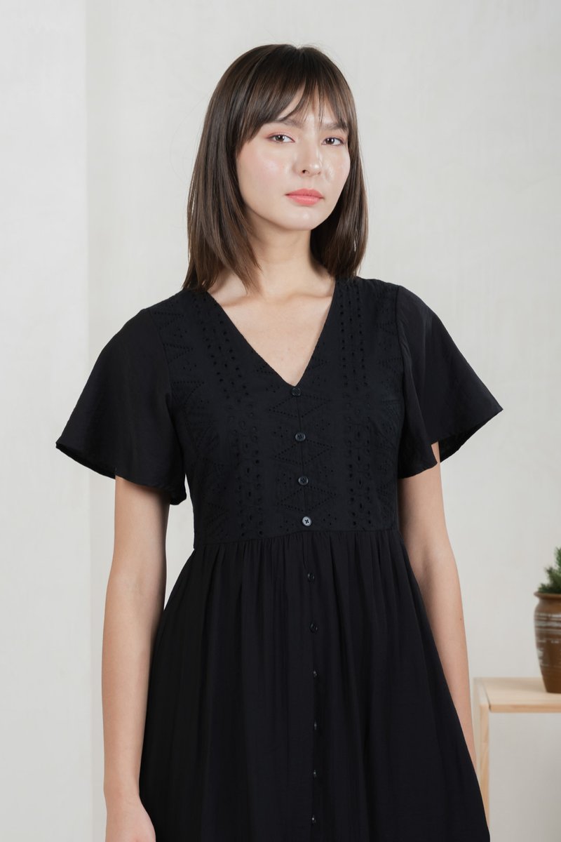 Murphy Eyelet Button Midi Dress In Black