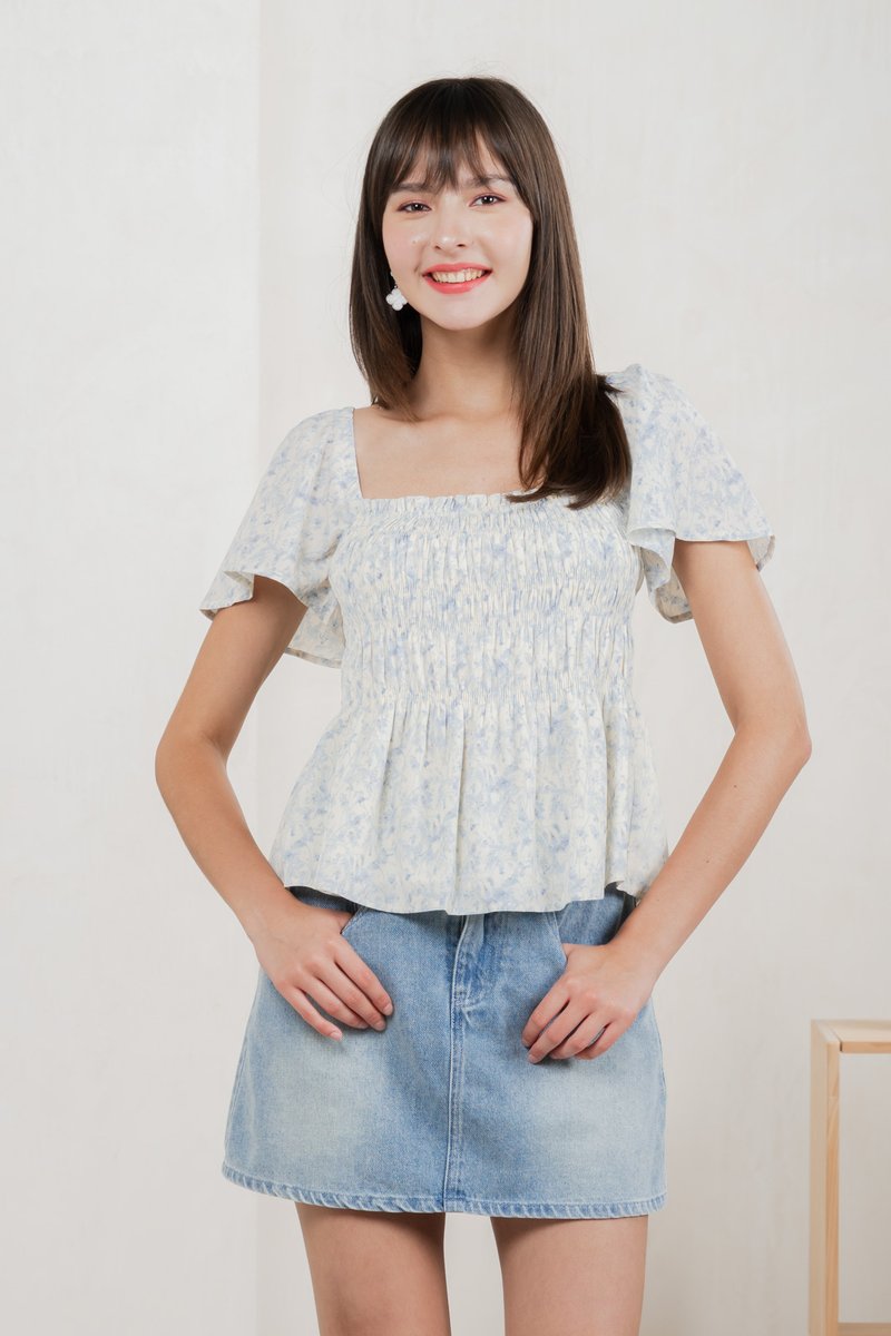 Kismet Printed Smocked Top In White