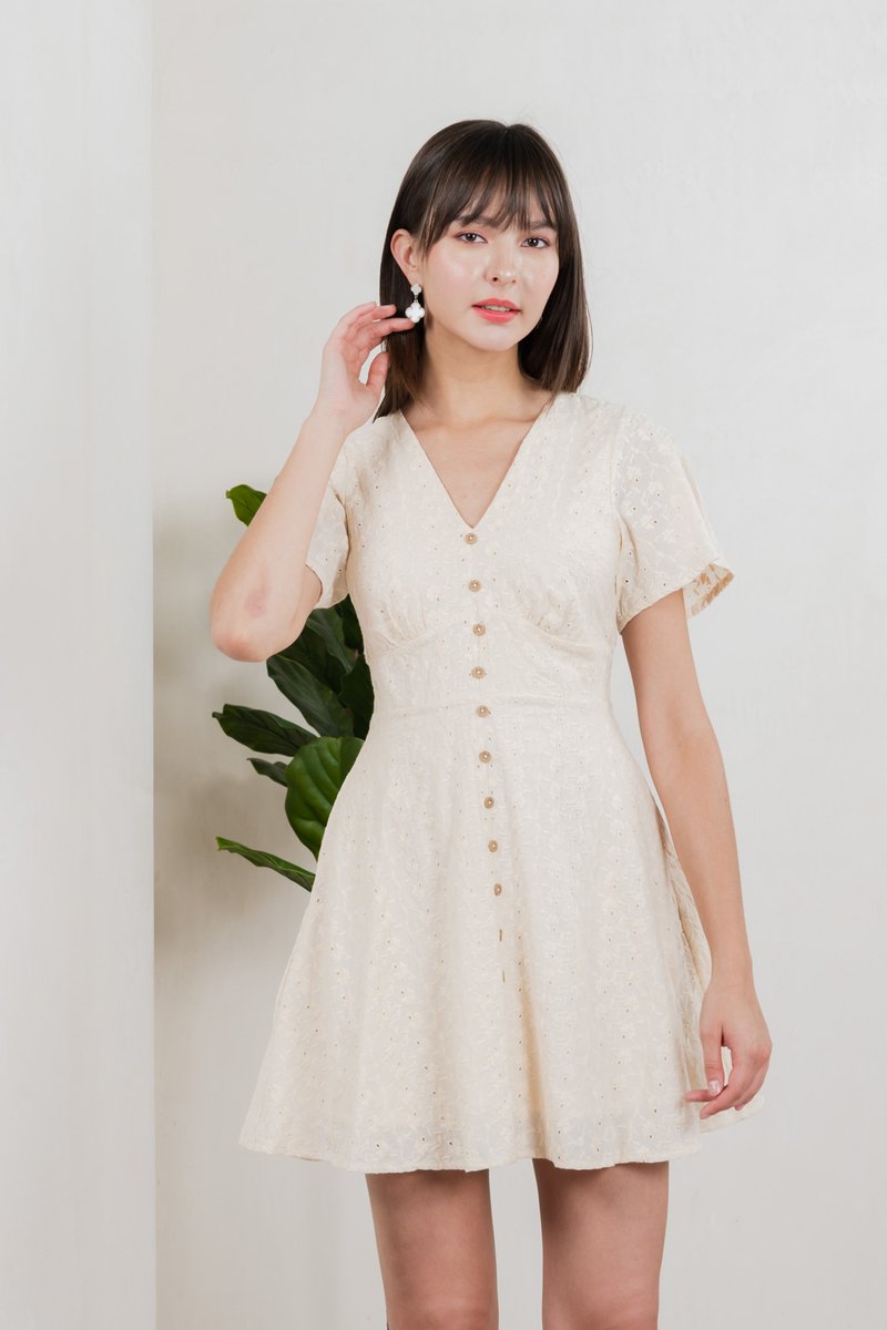 Era Eyelet Buttons Dress In Cream