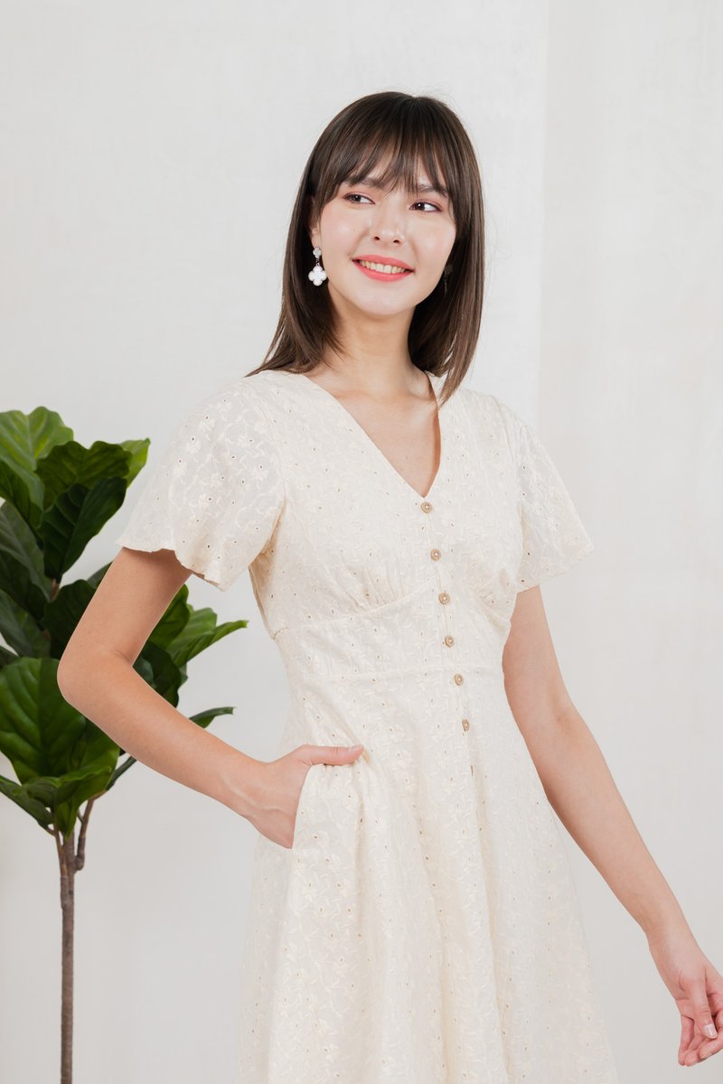 Era Eyelet Buttons Dress In Cream
