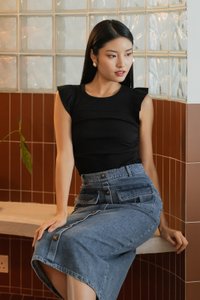 Winfred Side Ruched Cotton Top In Black