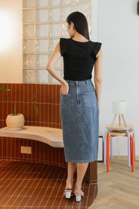 Winfred Side Ruched Cotton Top In Black