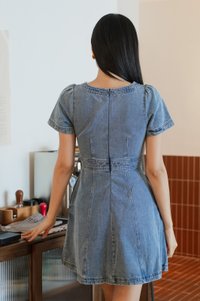 Pris Buttons Pocket Denim Dress