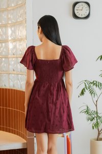 Ashby Eyelet Ruched Dress In Wine