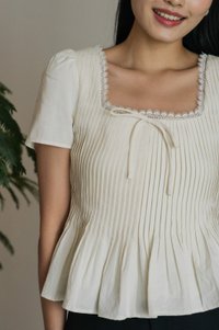 Jones Pintuck Lacey Ribbon Top In Sand