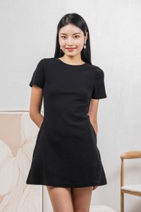 Glory Ribbed Knit Dress In Black