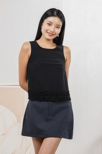 Tessa Ruffles Shift Top In Black