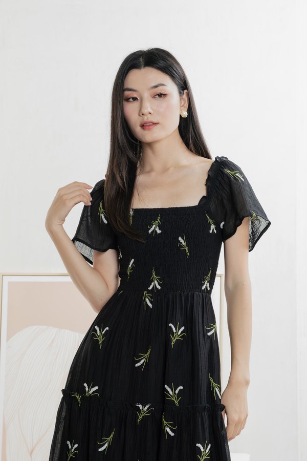 Imperia Smocked Midi Dress In Black (XS)