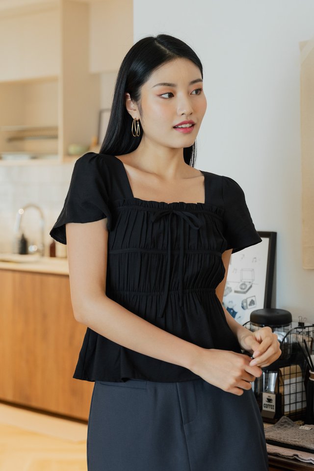 Mari Ruched Ribbon Top In Black