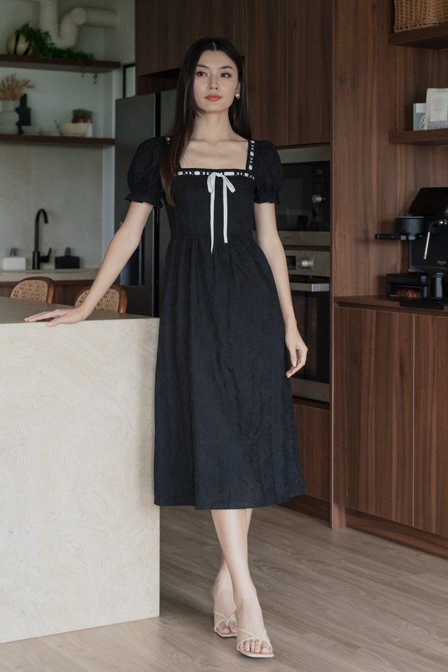 Elma Embroidery Ribbonette Midi Dress In Black