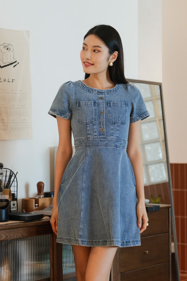 Pris Buttons Pocket Denim Dress