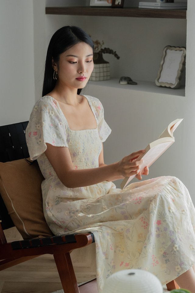 Emylou Smocked Fleur Maxi Dress In Cream