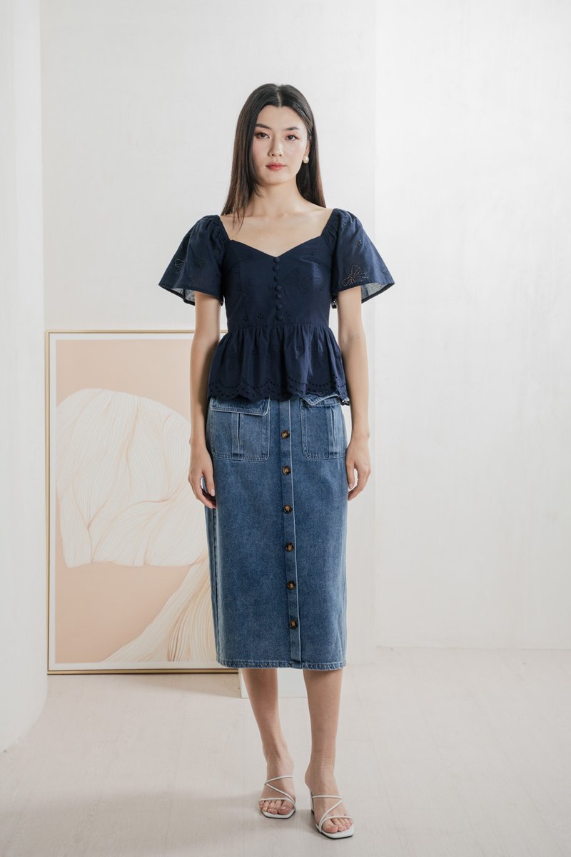 Brinia Ribbon Eyelet Button Top In Navy