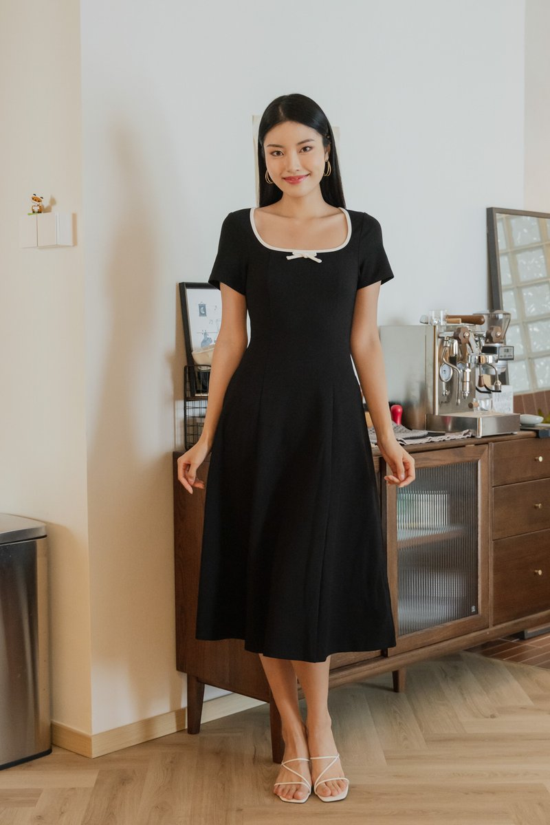 Kenzie Cotton Coquette Midi Dress In Black