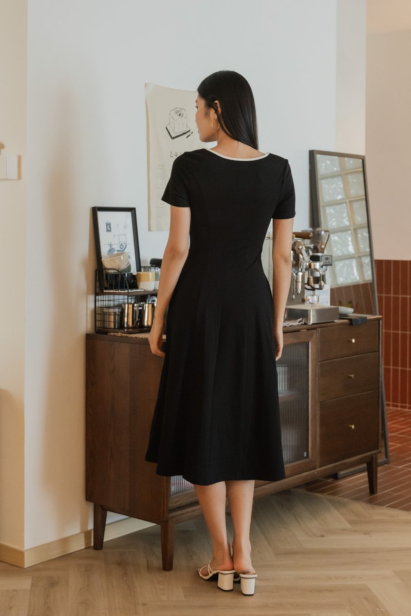 Kenzie Cotton Coquette Midi Dress In Black