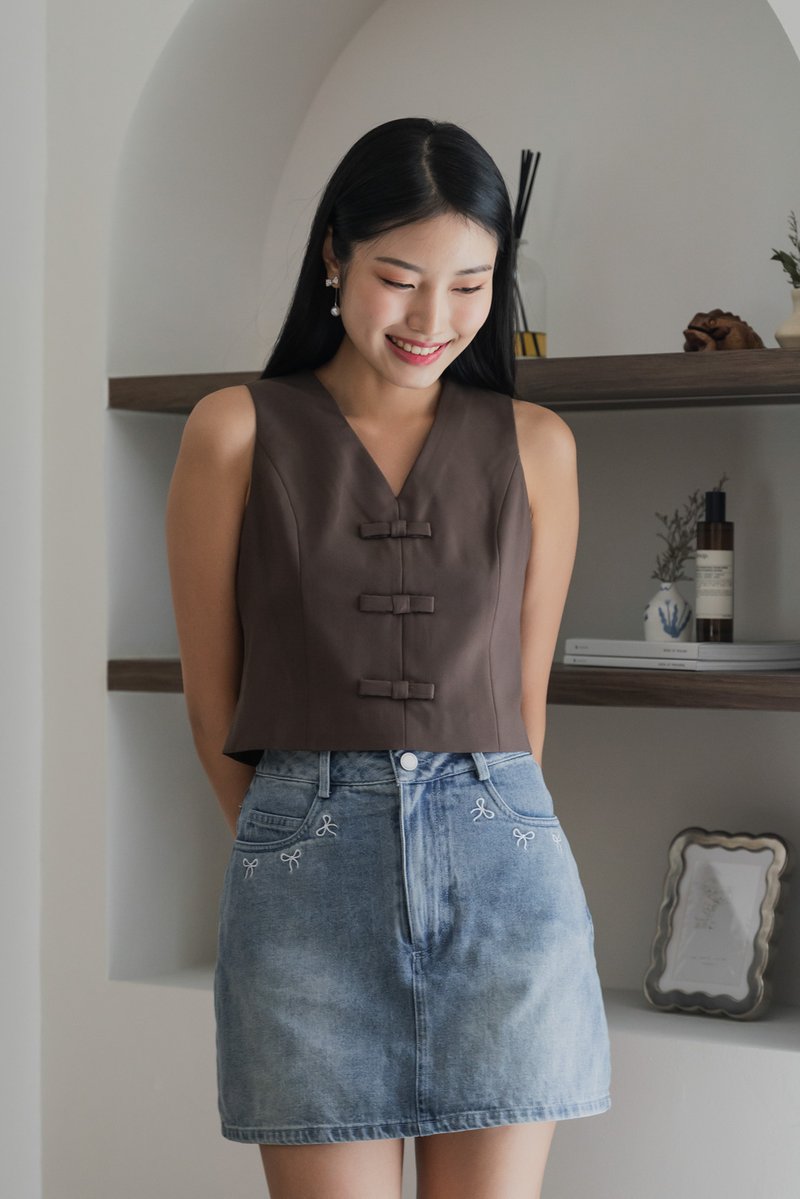 Kinsley Bow Vest Top In Cocoa