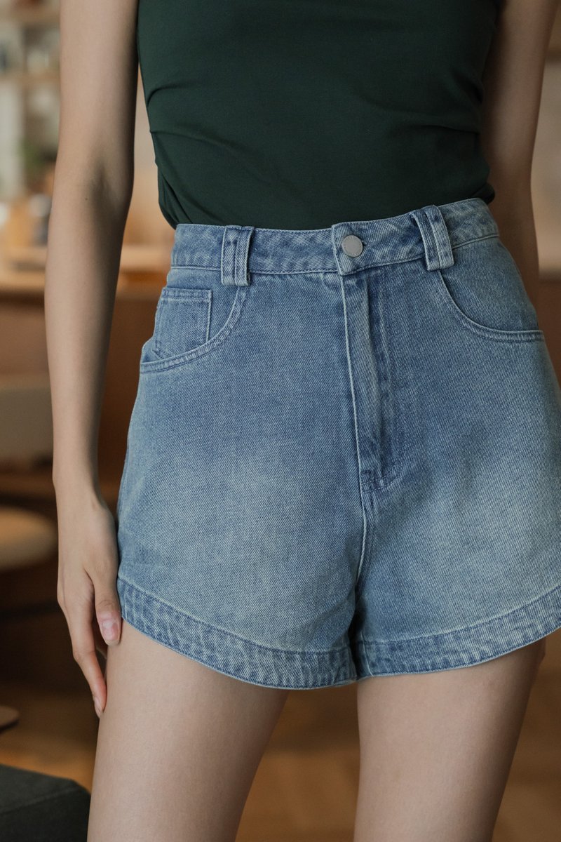 Holland Denim High Waisted Short (XS)