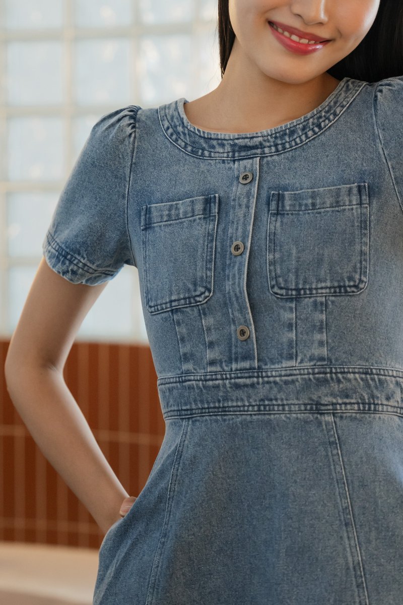 Pris Buttons Pocket Denim Dress