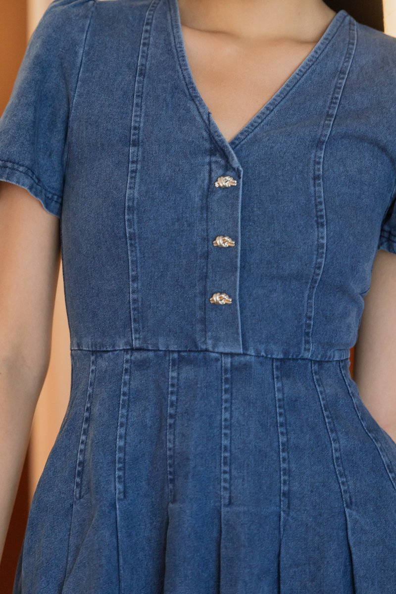 Kaiden Knot Buttons Denim Dress (XS)