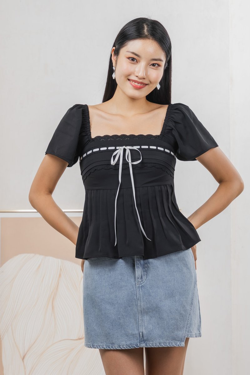Julia Ribbonette Lace Top In Black