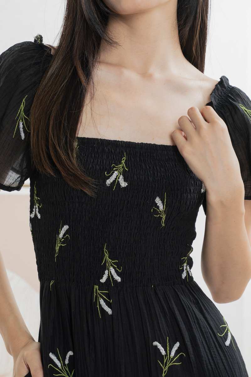 Imperia Smocked Midi Dress In Black (XS)