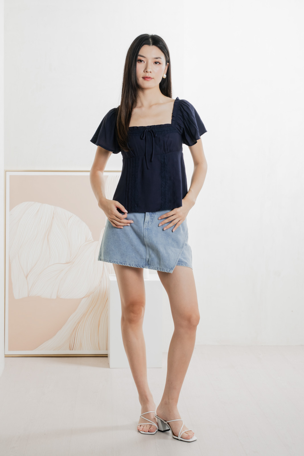 Lidith Textured Ribbon Lace Top In Navy