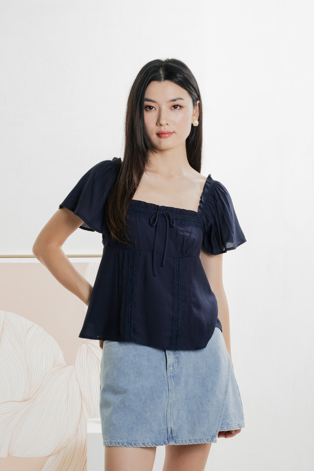 Lidith Textured Ribbon Lace Top In Navy