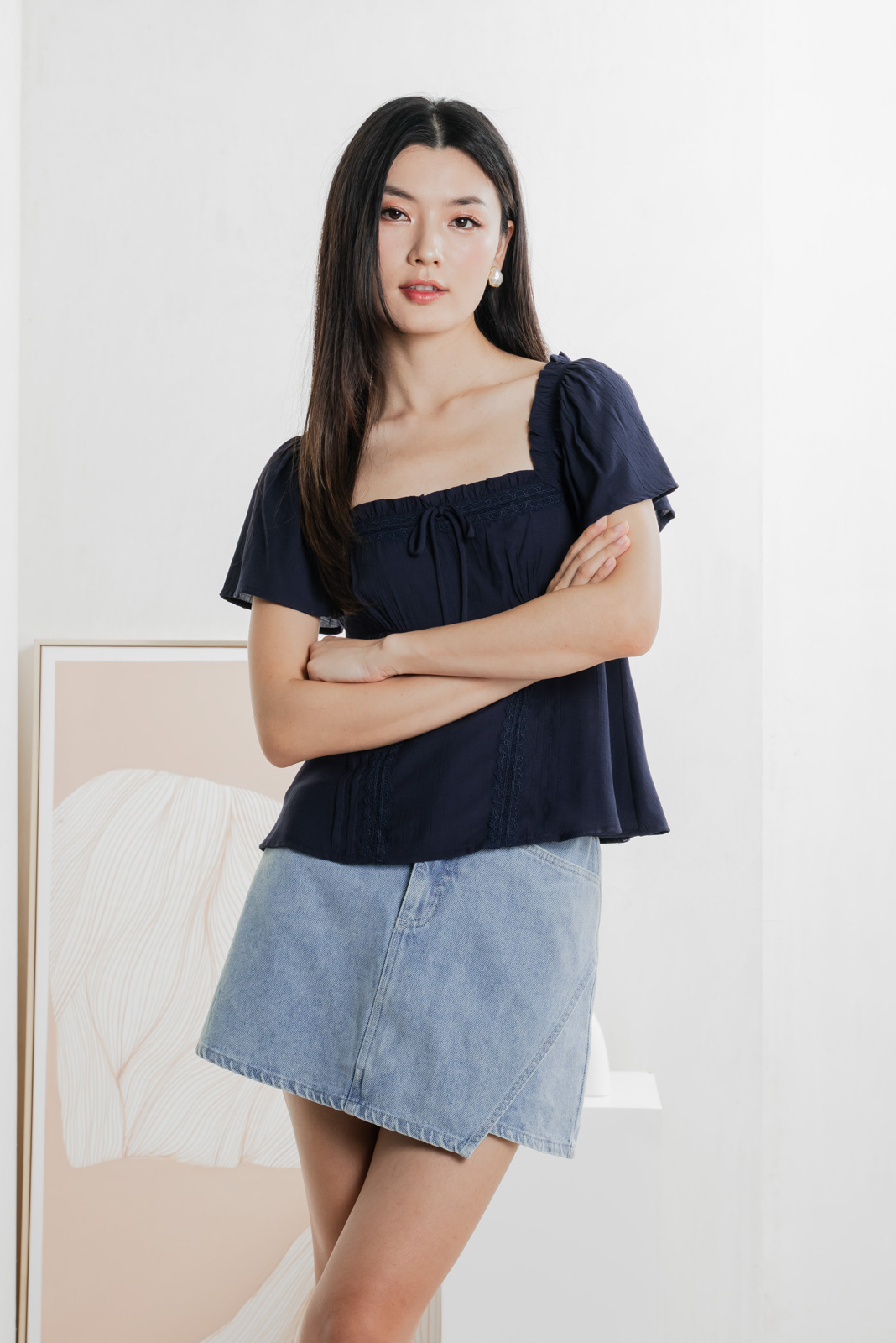 Lidith Textured Ribbon Lace Top In Navy