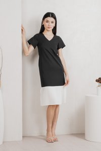 Marshall Pleated Hem Midi Dress In Black