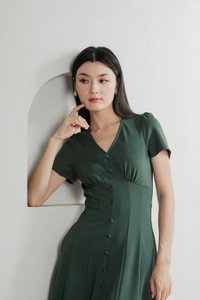 Bertie Buttons Empire Midi Dress In Forest
