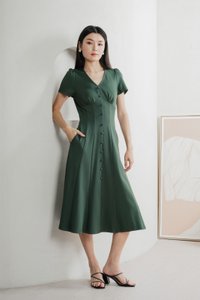 Bertie Buttons Empire Midi Dress In Forest