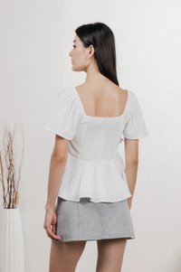 Poise Sweetheart Pleated Top In White