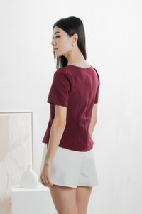 Barbara Buttons Panelled Top In Wine