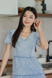 Glace Denim Tiered Ruffles Dress In Acid Wash