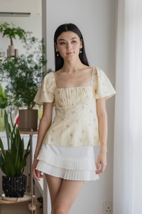 Citrine Floral Prints Ruched Top