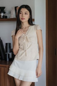 Mimi Eyelet Ribbon Top In Cream