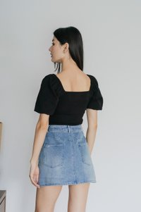 Quintin Ribbed Sweetheart Top In Black