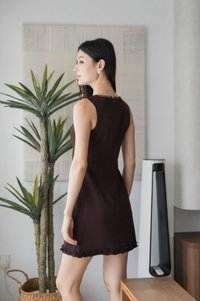 Vespa Ruffles Ribbon Dress In Burgundy