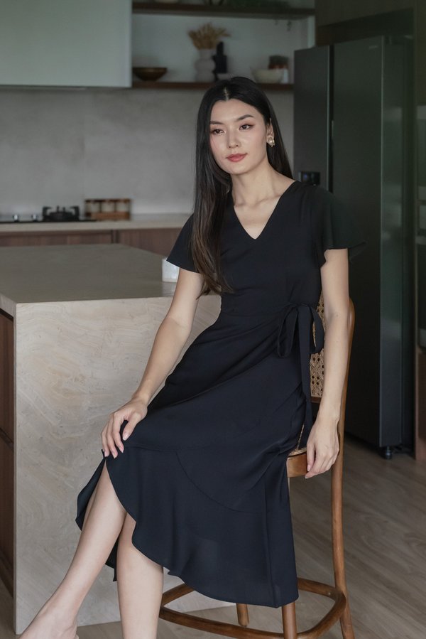 Rylan Faux Wrap Midi Dress In Black