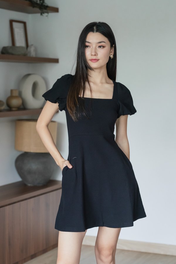 Hayden Ribbed Cotton Dress In Black