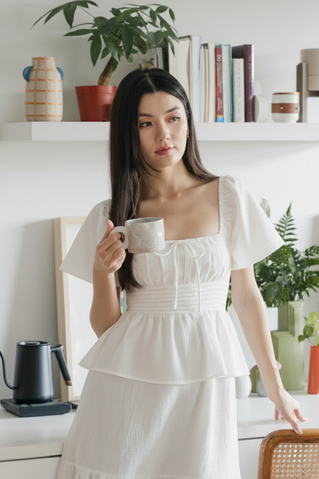 Peachy Textured Ribbon Pleated Top In White