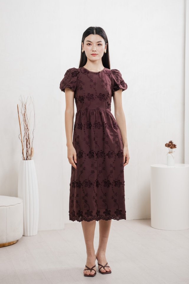 Mira Embroidery Midi Dress In Burgundy