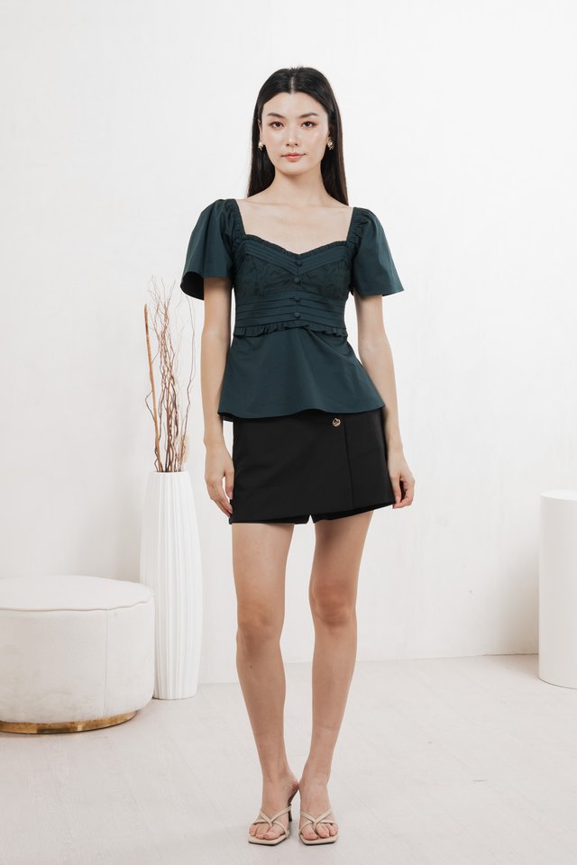 Perla Pintuck Eyelet Top In Emerald