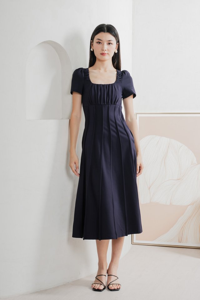 Pristin Panelling Midi Dress In Navy