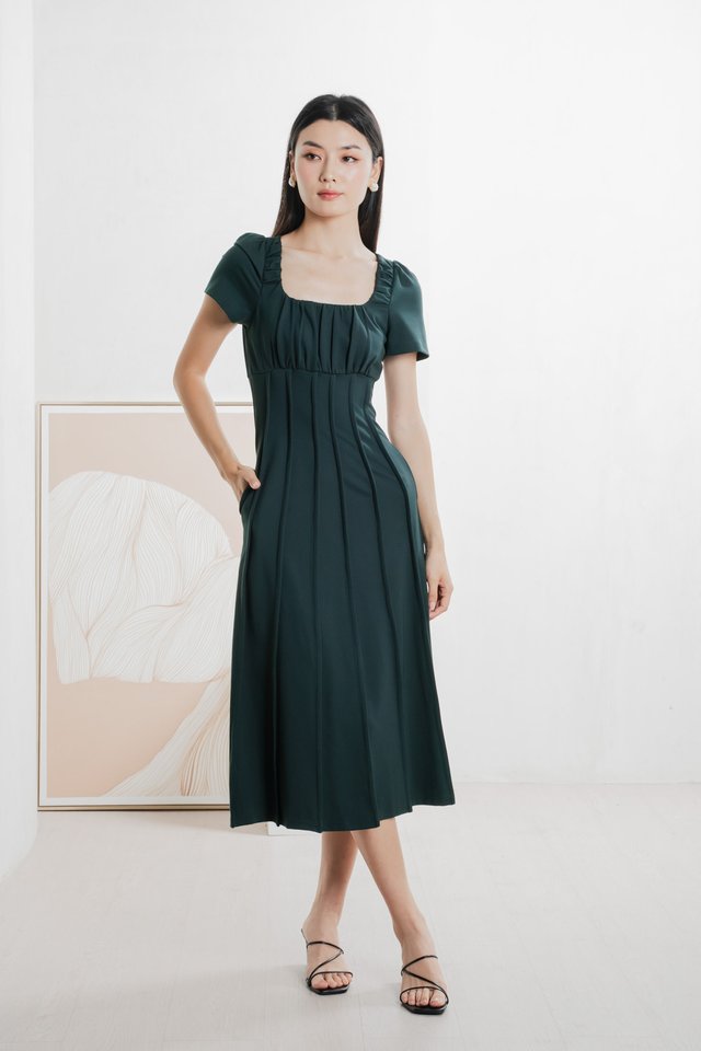 Pristin Panelling Midi Dress In Emerald