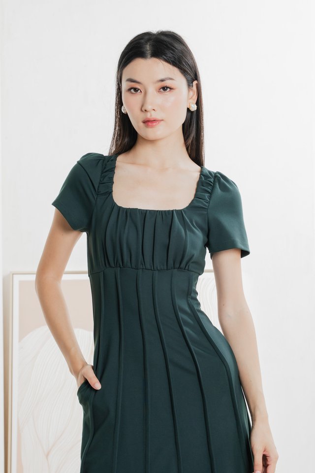 Pristin Panelling Midi Dress In Emerald