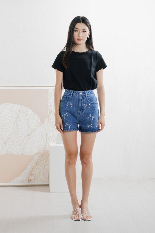 Ayumi Ribbon Denim Short In Dark Wash