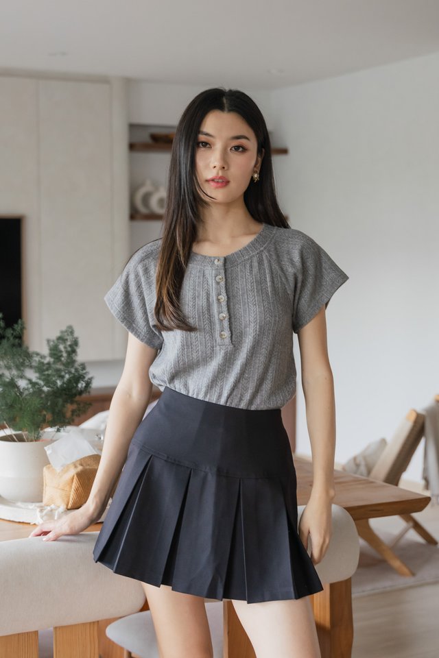 Sherry Pleated Staple Skort In Black
