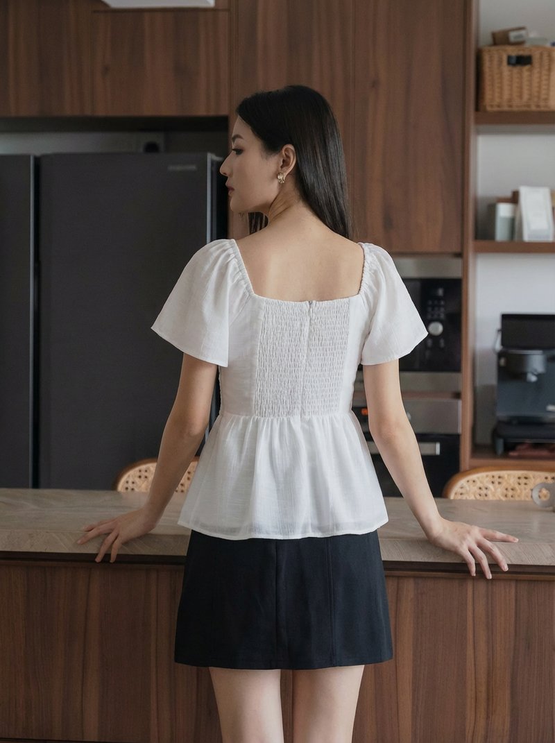 Peachy Textured Ribbon Pleated Top In White
